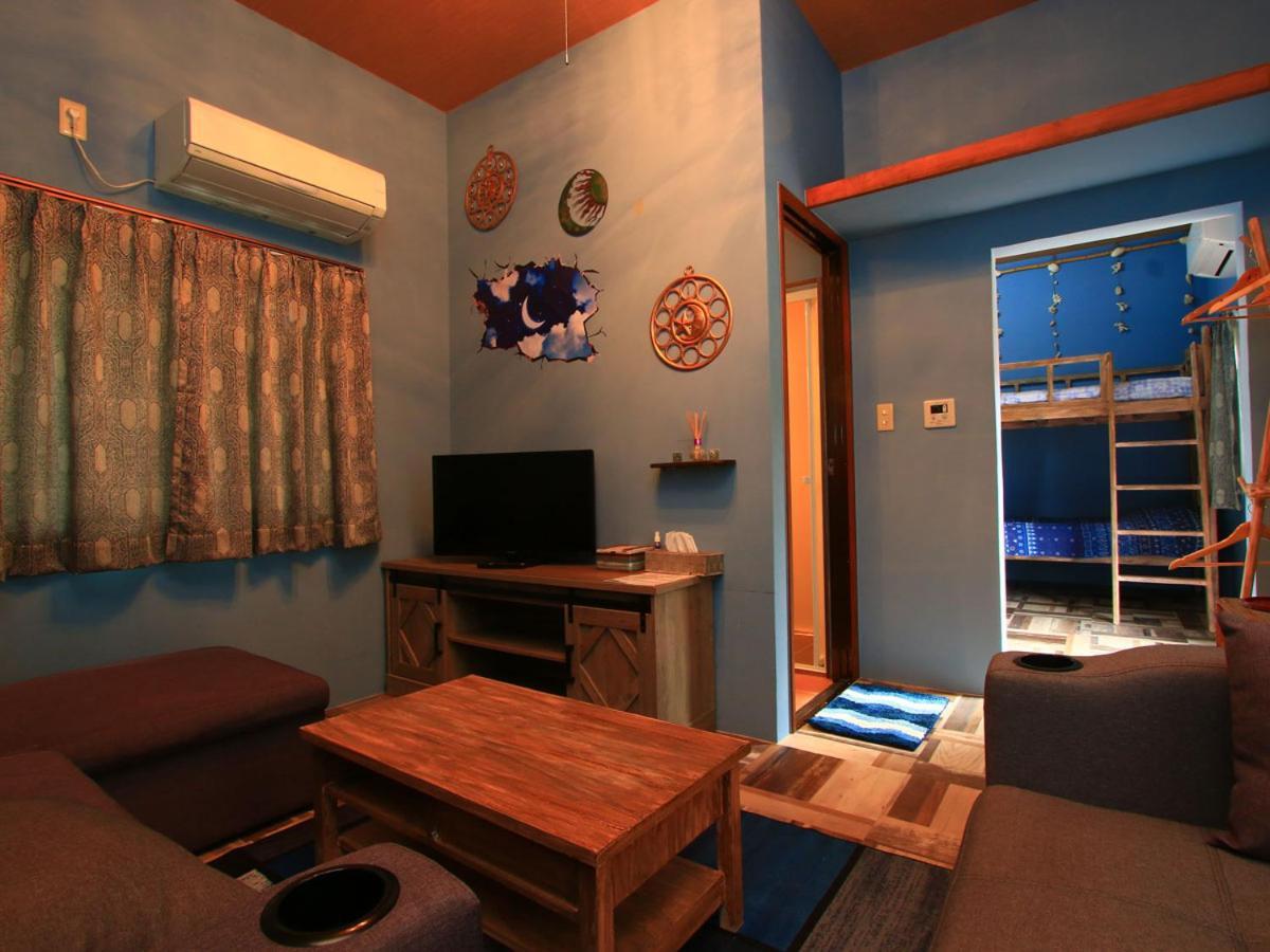 Maison d'hôtes Majin No Tsubo à Nakijin Extérieur photo